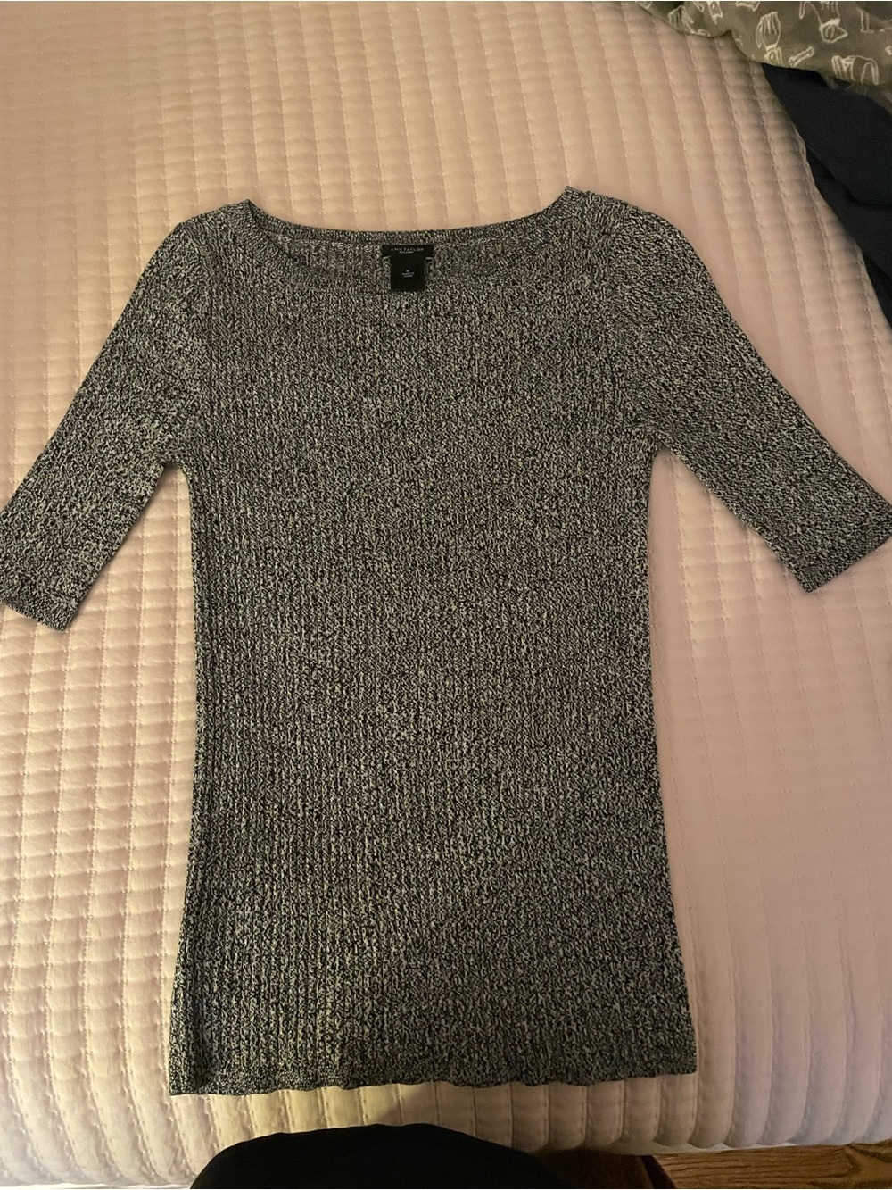 Ann Taylor Factory Black & White Sweater – Size M